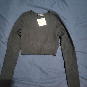 Nice crop sweatshirt